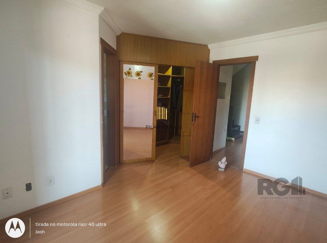 Casa 3 dormitórios no bairro Hípica