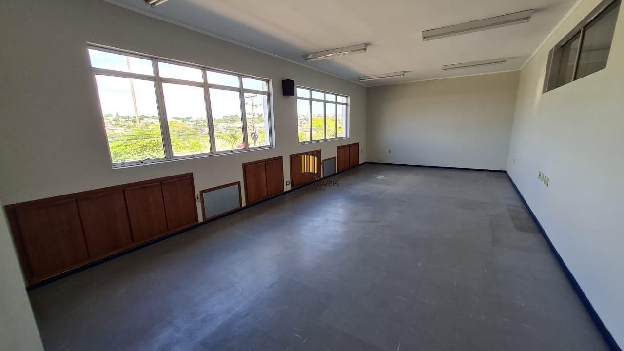 Prédio Comercial 4 dormitórios no bairro Sarandi