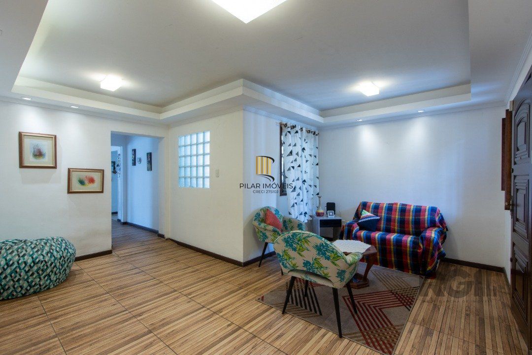 Casa 3 dormitórios, bairro Jardim Carvalho. - Pilar Imóveis
