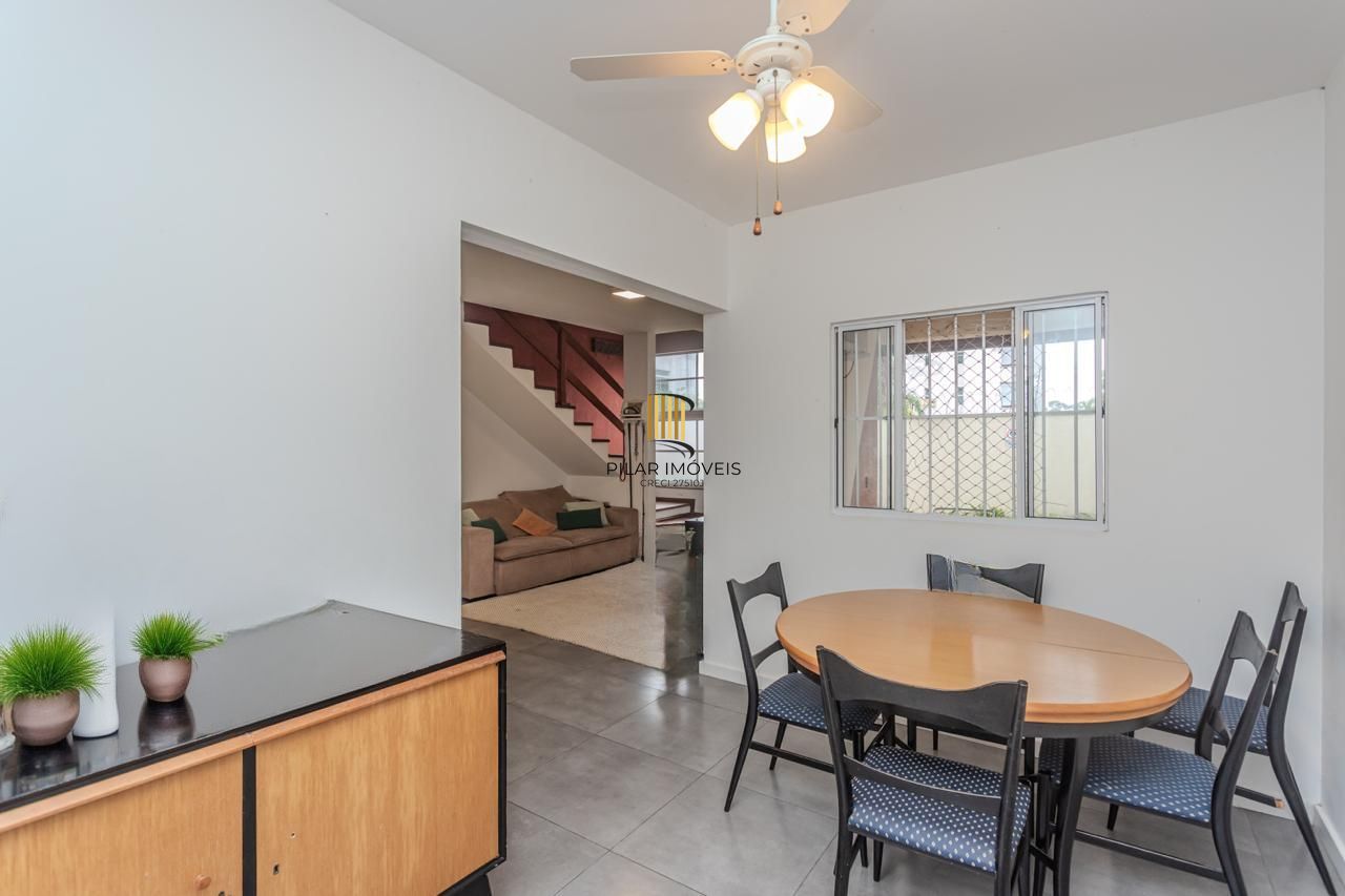 Casa de Condomínio 3 dormitórios no bairro Tristeza