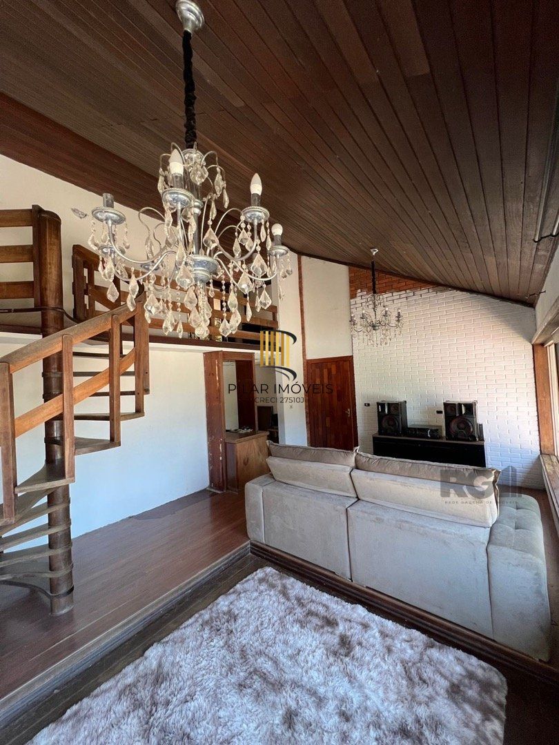 Casa 3 dormitórios no bairro Santo Antônio