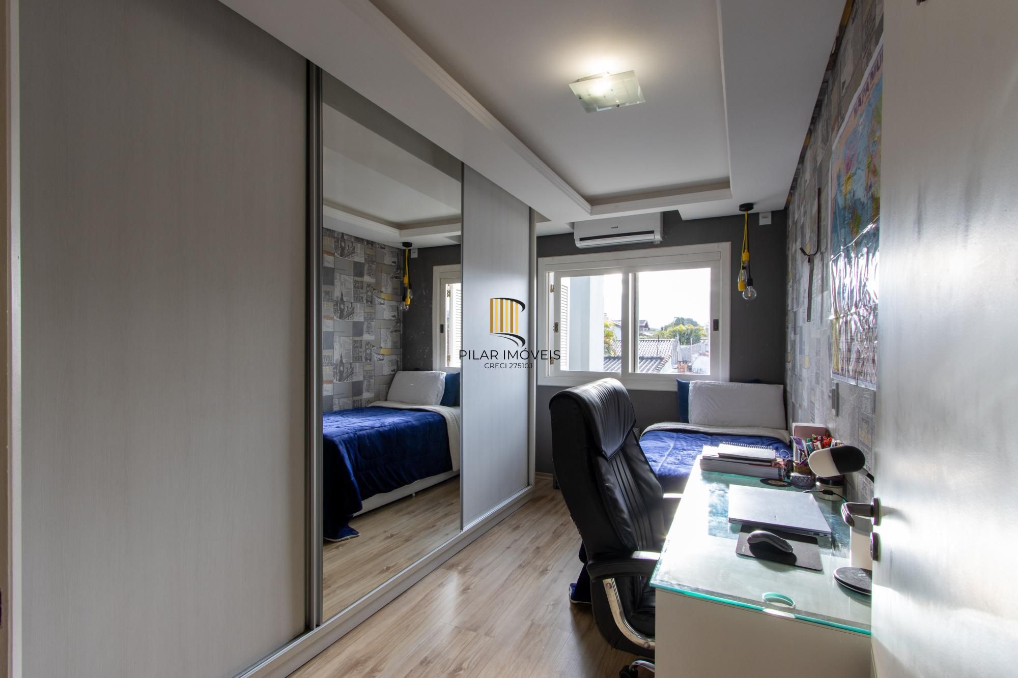 Casa sobrado, 3 quartos, 1 suite, 3 banheiros, 3 vagas em Ipanema