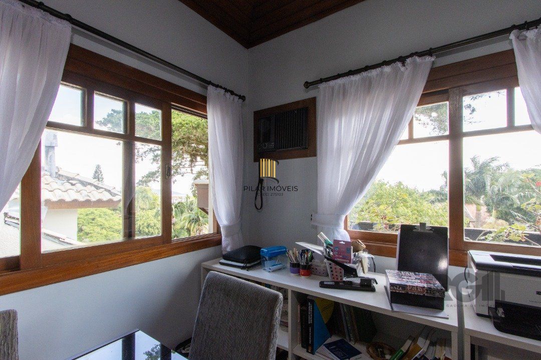 Casa de Condomínio 3 dormitórios no bairro Jardim Isabel