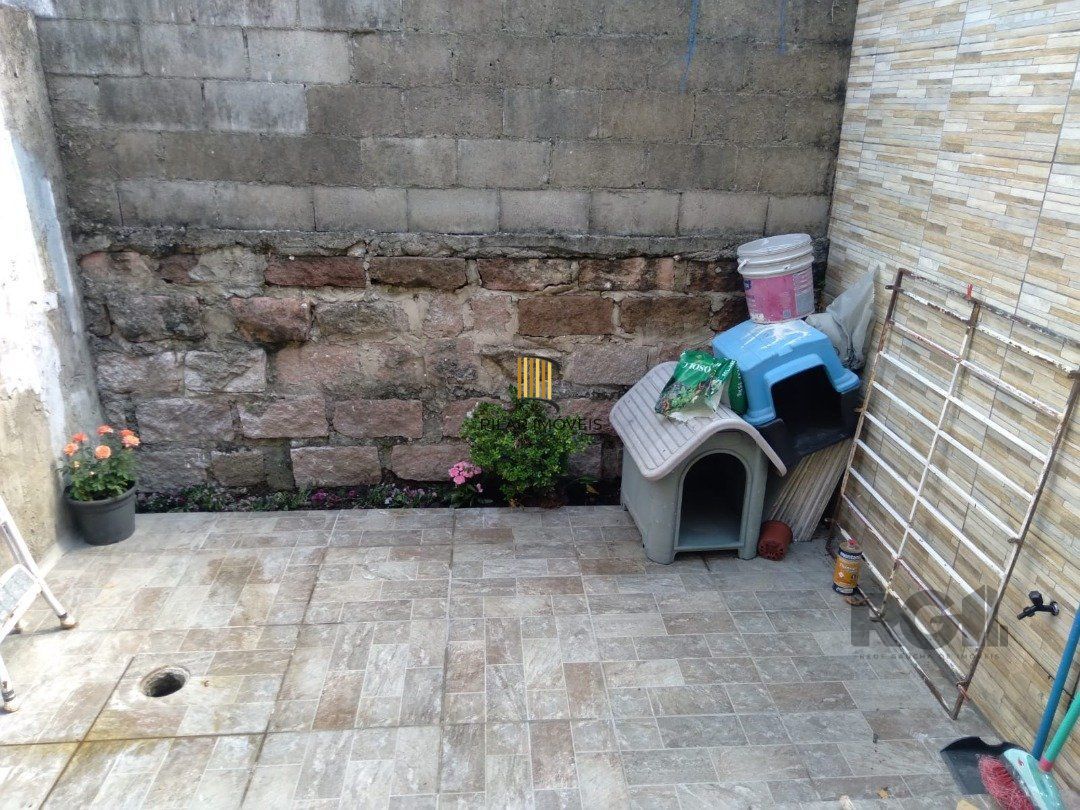Casa de Condomínio 2 dormitórios no bairro Hípica
