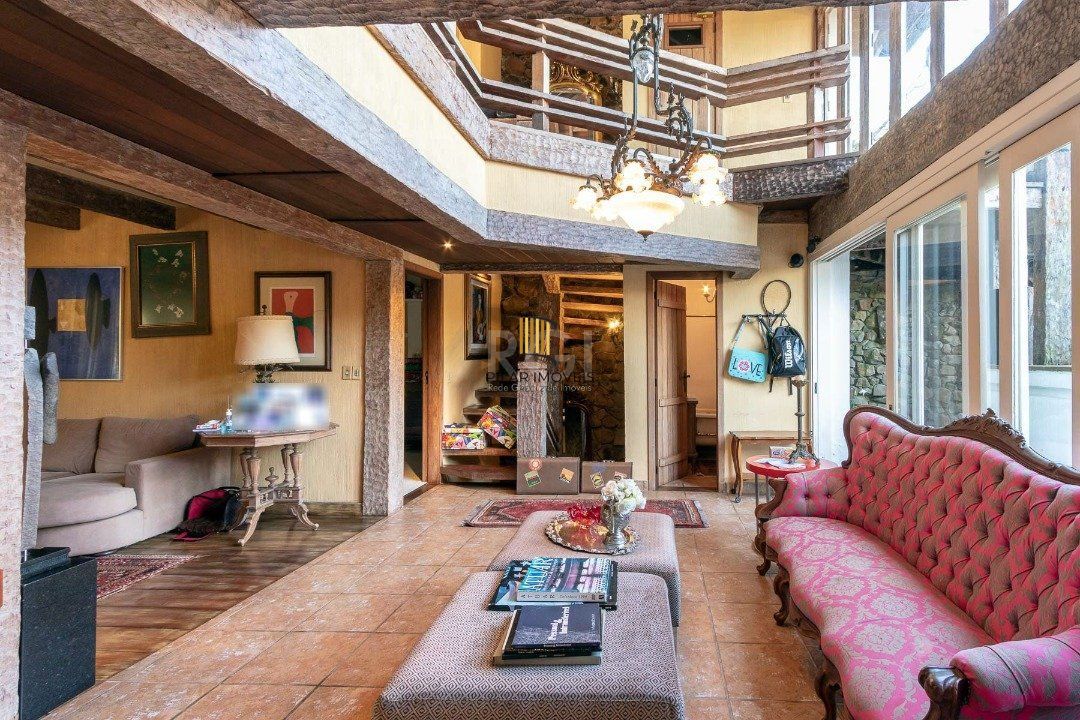 Casa para Venda - 418m², 4 dormitórios, sendo 1 suites, 2 vagas - Jardim Isabel