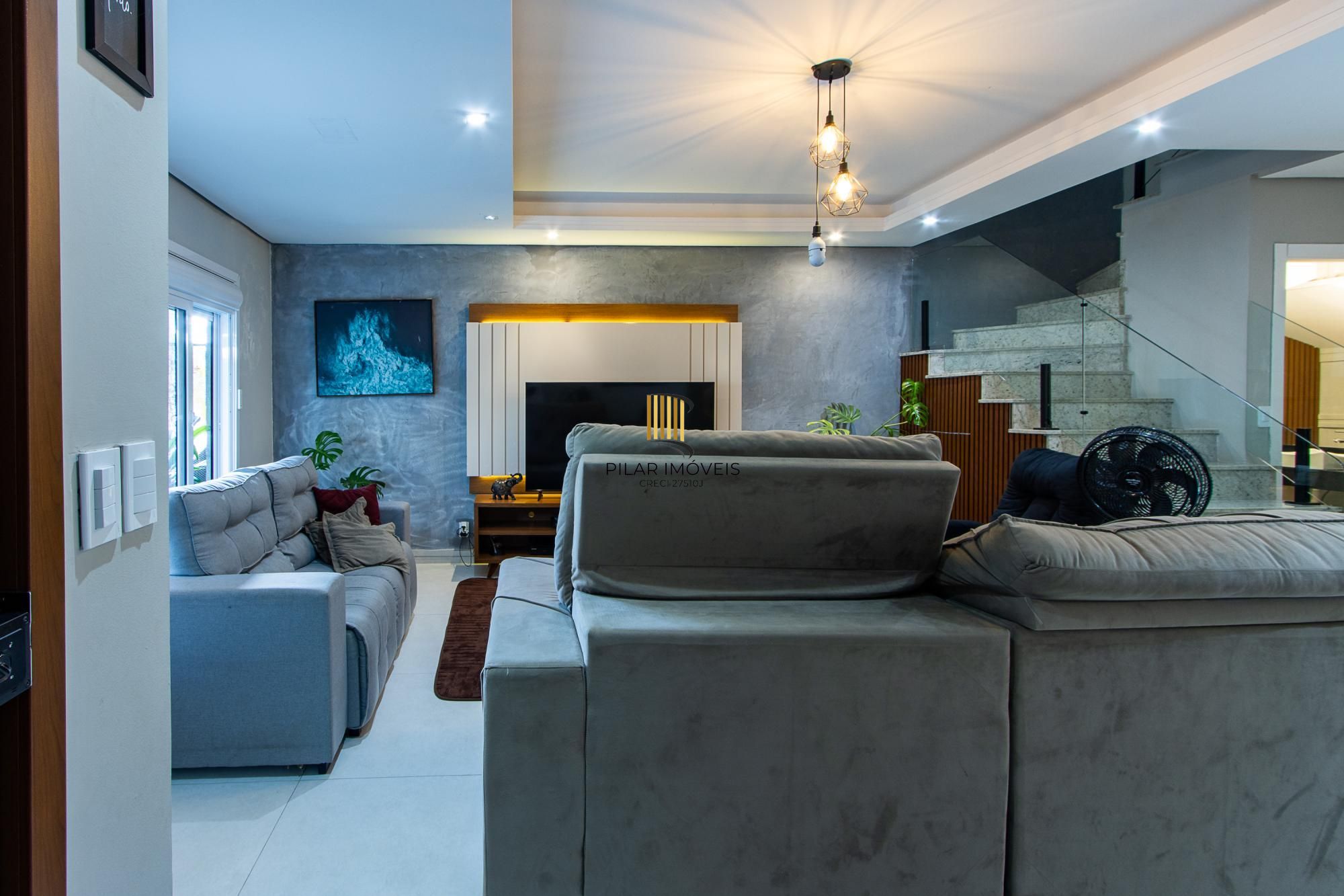 Casa Condominio 2 Dormitório(s) Bairro Hípica