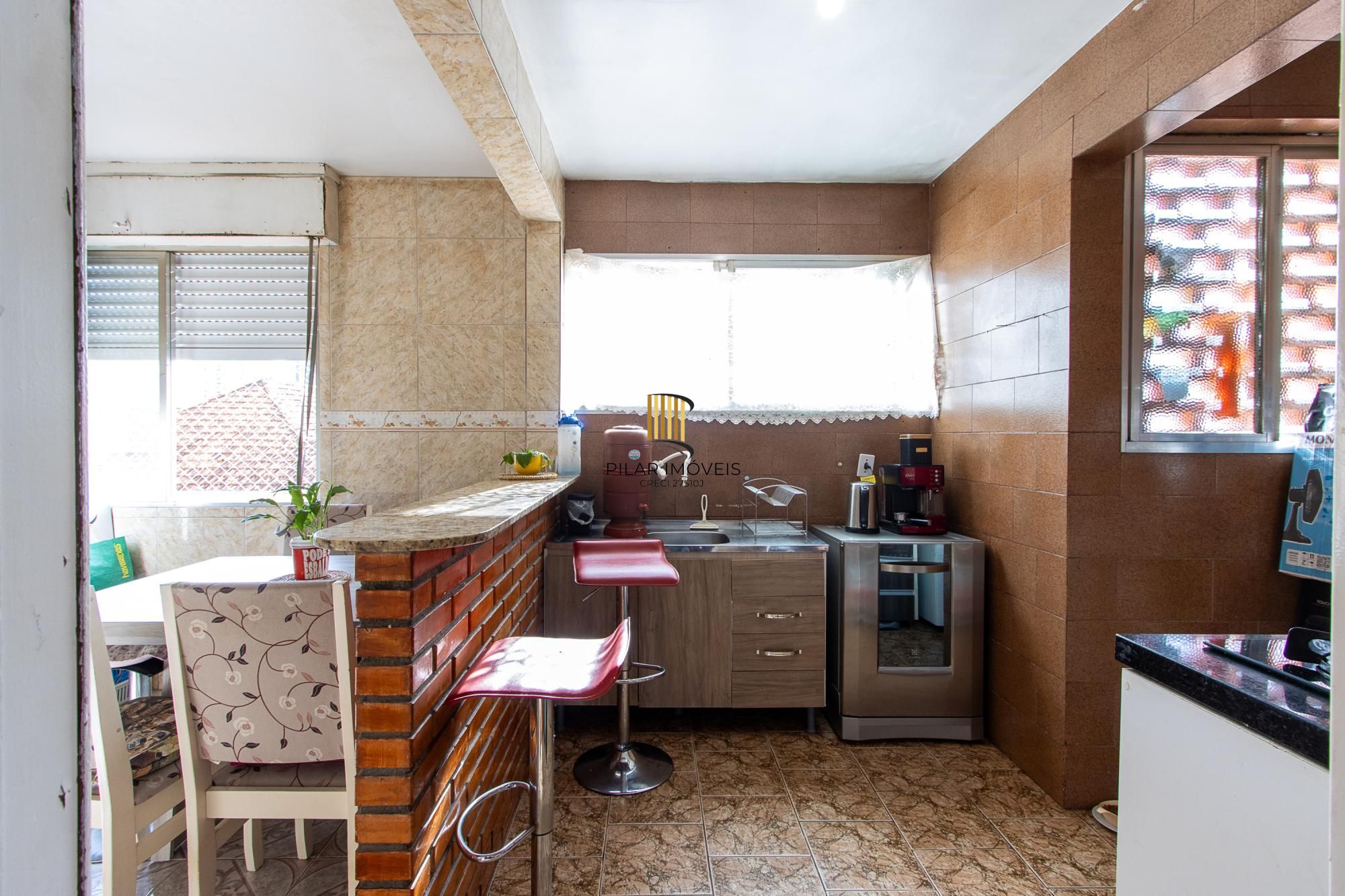 Apartamento 3 dormitórios no bairro Menino Deus