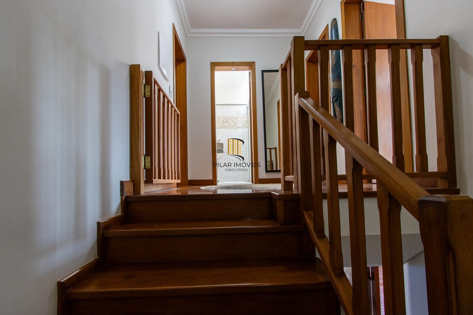 Casa 3 dormitórios com suíte master, terraço e 186m² no Lagos de Nova Ipanema