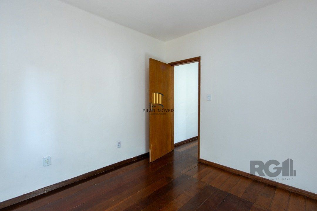 Casa residencial térrea  no bairro Ipanema
