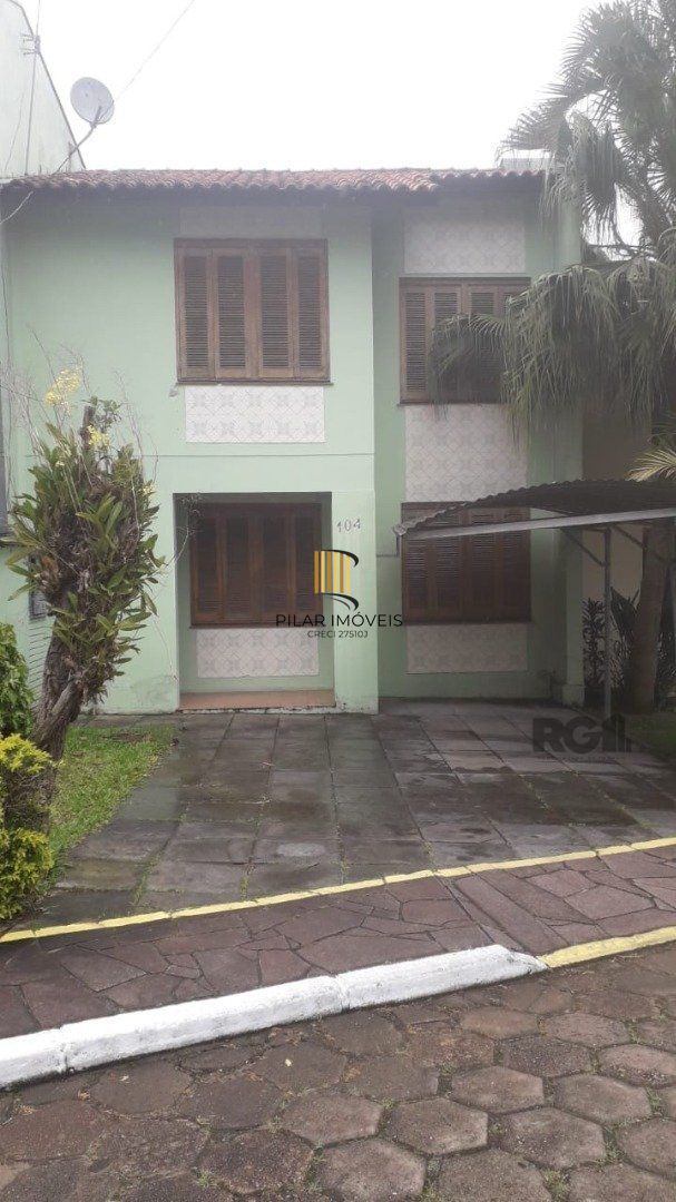 Casa de Condomínio 3 dormitórios no bairro Hípica