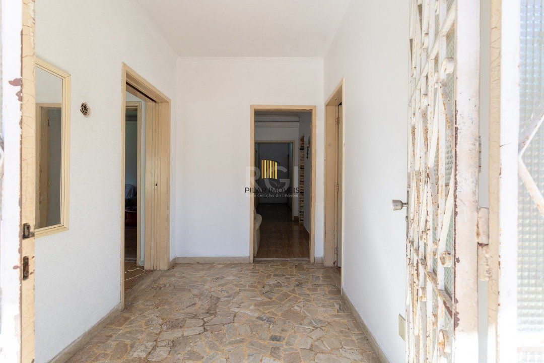 Casa para Venda - 522.36m², 4 dormitórios, 3 vagas - Menino Deus
