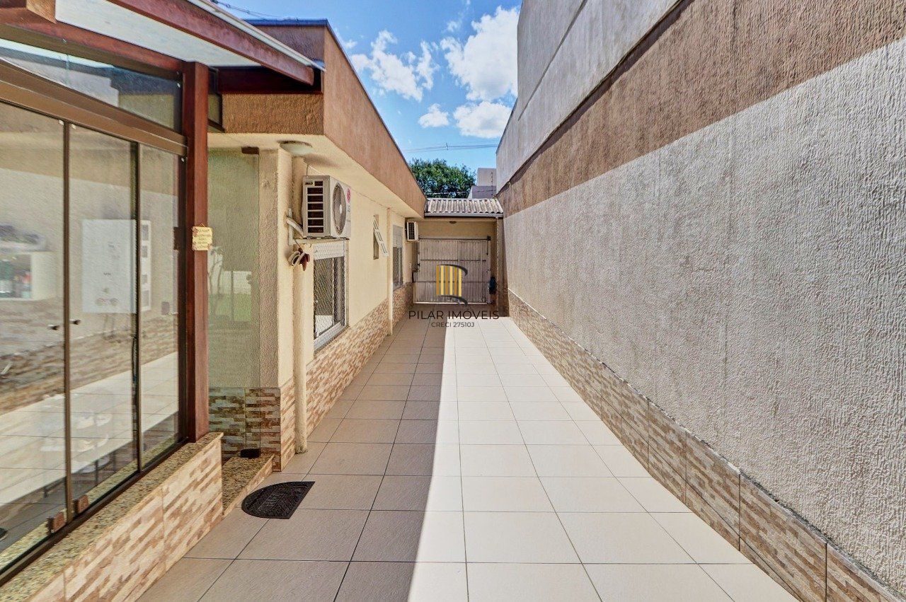 Casa térrea 2 dorm Zona Sul