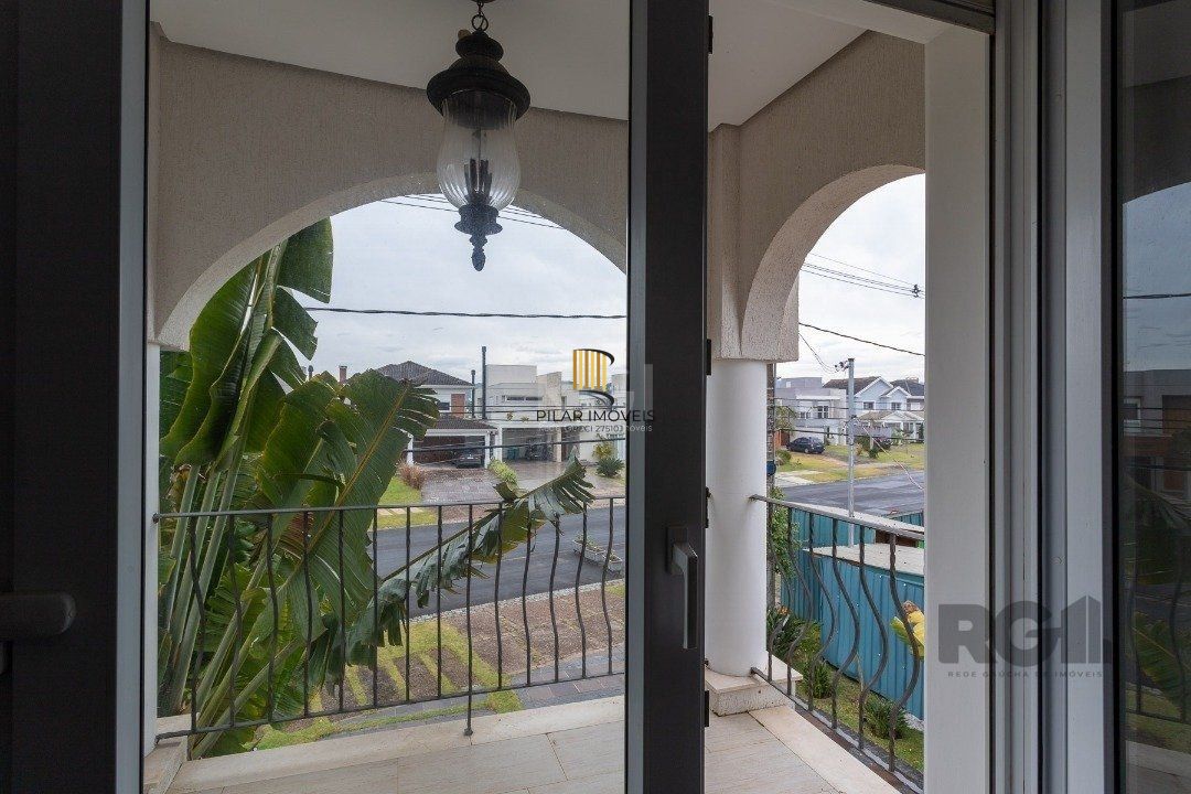 Casa de Condomínio 3 dormitórios no bairro Belém Novo