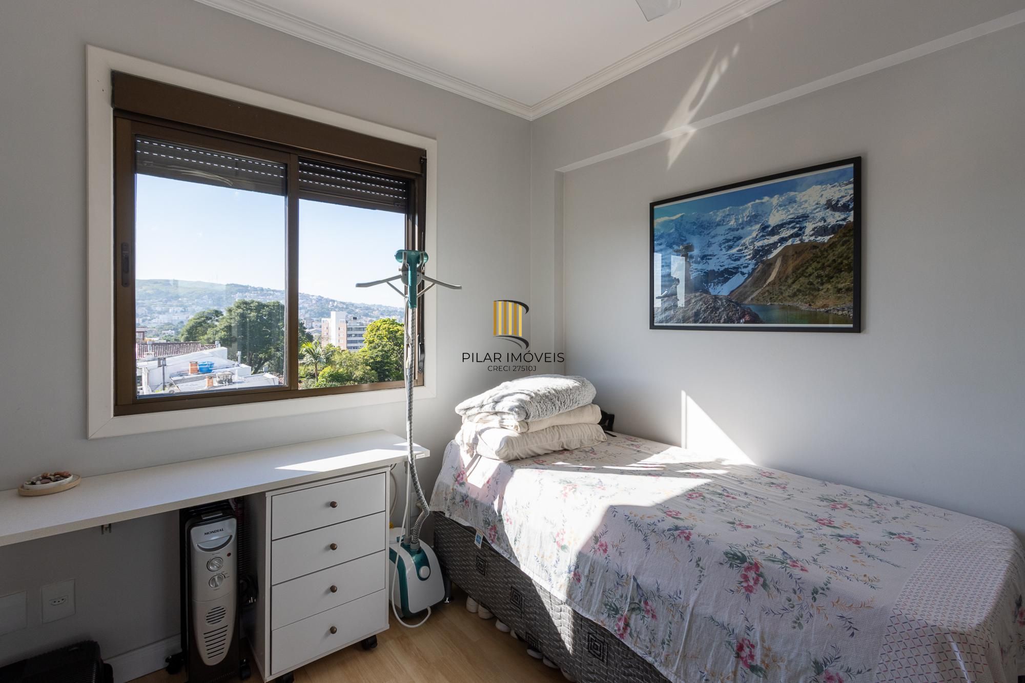 Apartamento 3 dormitórios no bairro Cristal