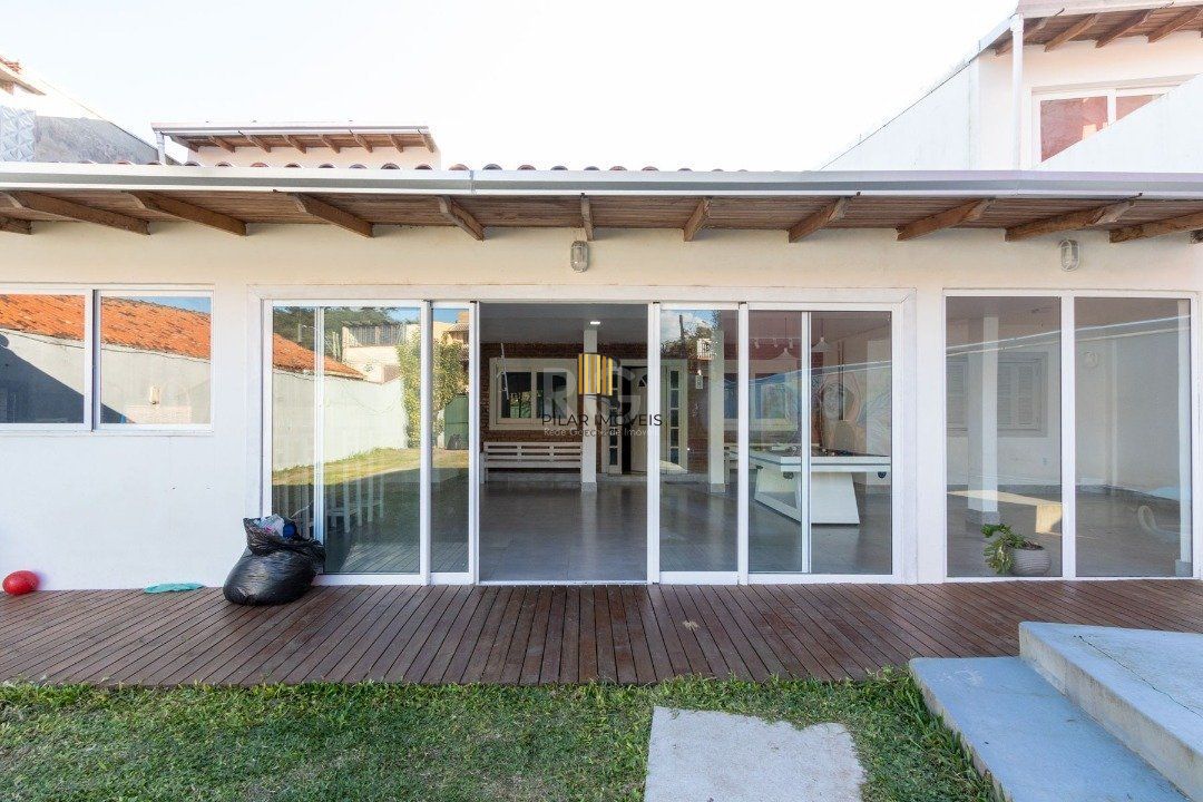 Casa para Venda - 120m², 4 dormitórios, sendo 1 suites, 3 vagas - Serraria