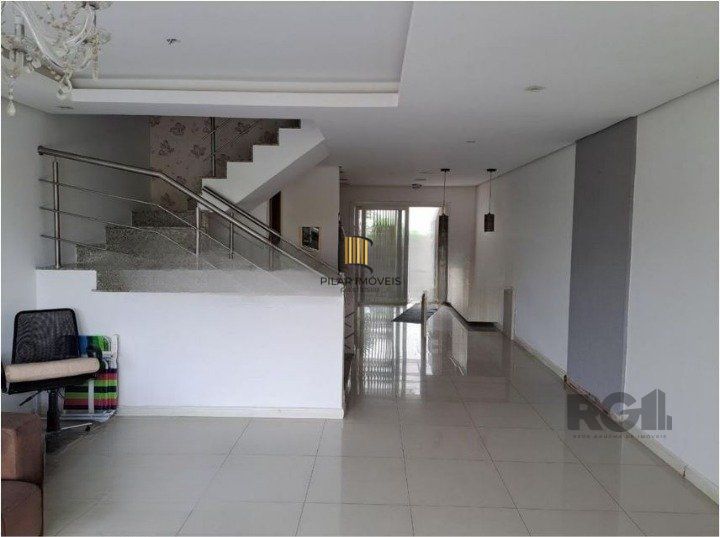 Casa 3 dormitórios no bairro Costa e Silva