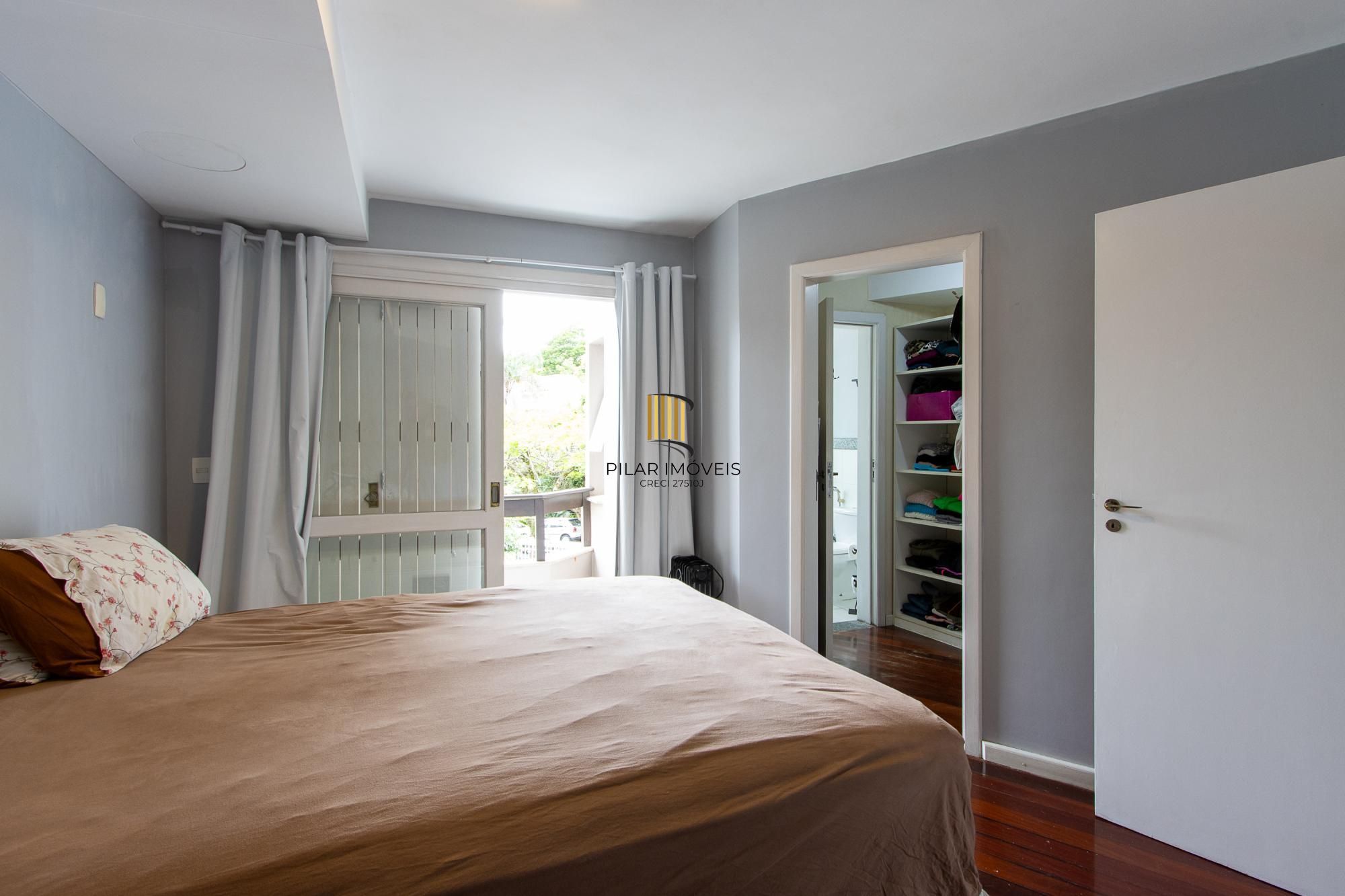 Casa de Condomínio 3 dormitórios no bairro Boa Vista