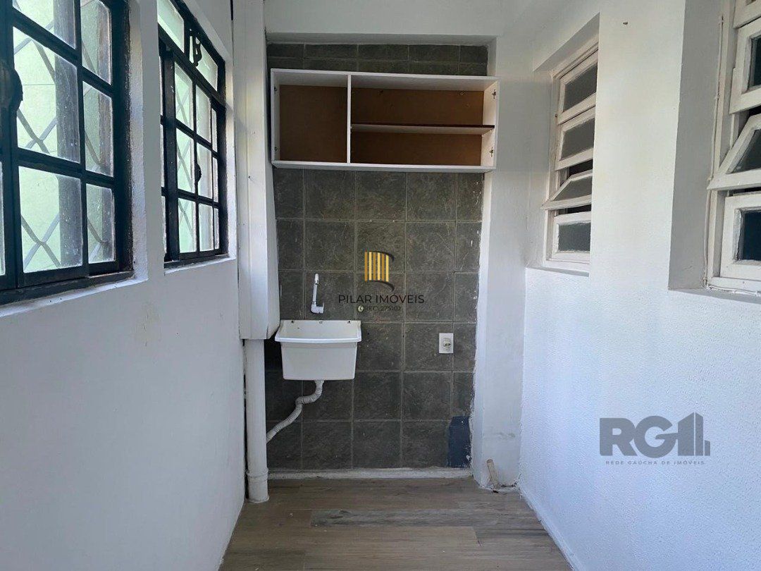 Casa de Condomínio 3 dormitórios no bairro Hípica