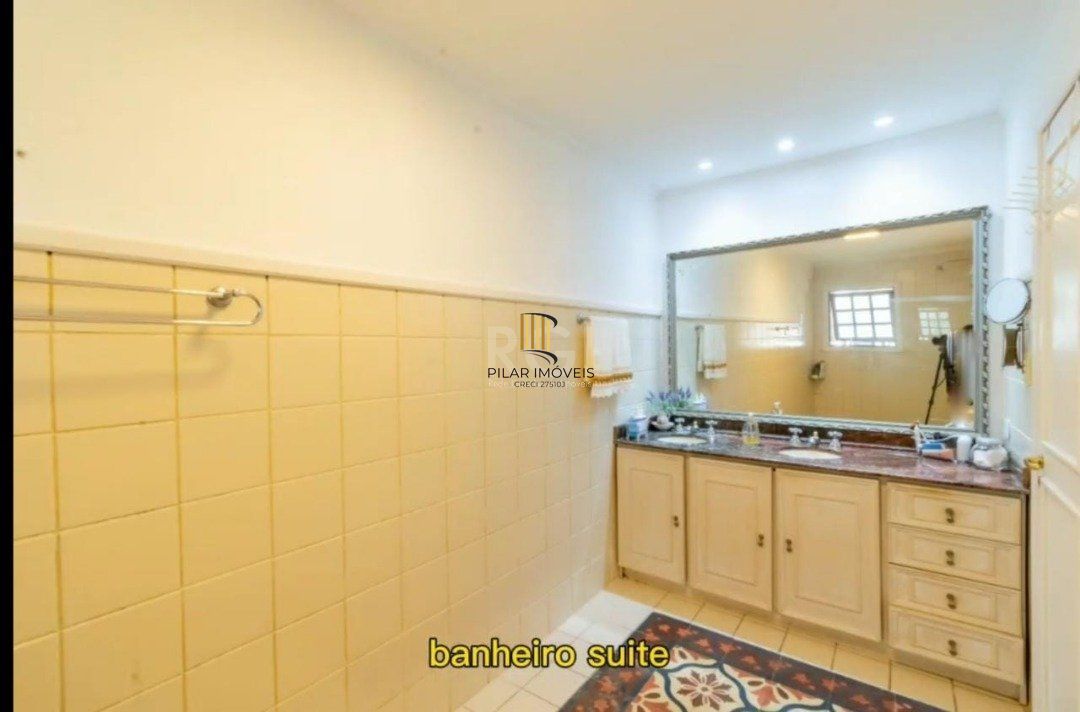 Casa para Venda - 280m², 4 dormitórios, sendo 1 suites, 3 vagas - Jardim Isabel