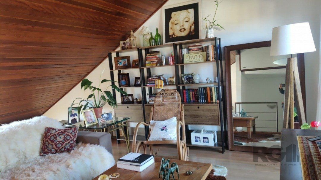 Casa Condominio para Venda - 118m², 3 dormitórios, sendo 1 suites, Cristal