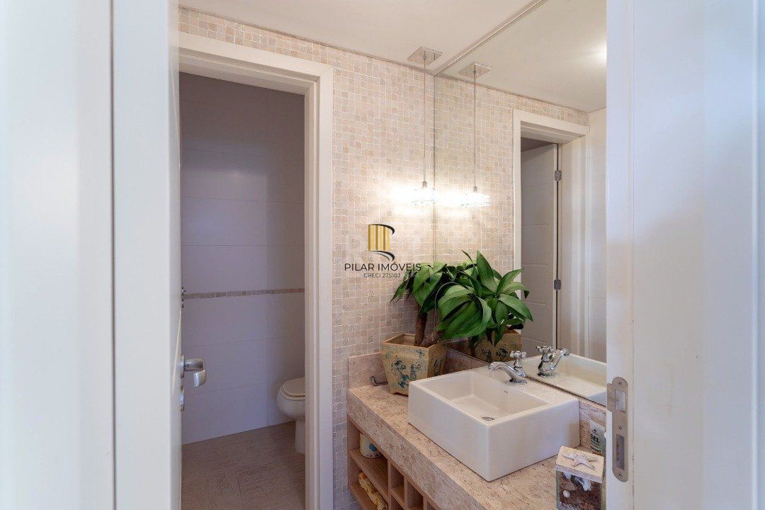 Casa Condominio para Venda - 399m², 5 dormitórios, sendo 5 suites, 4 vagas - Atlântida