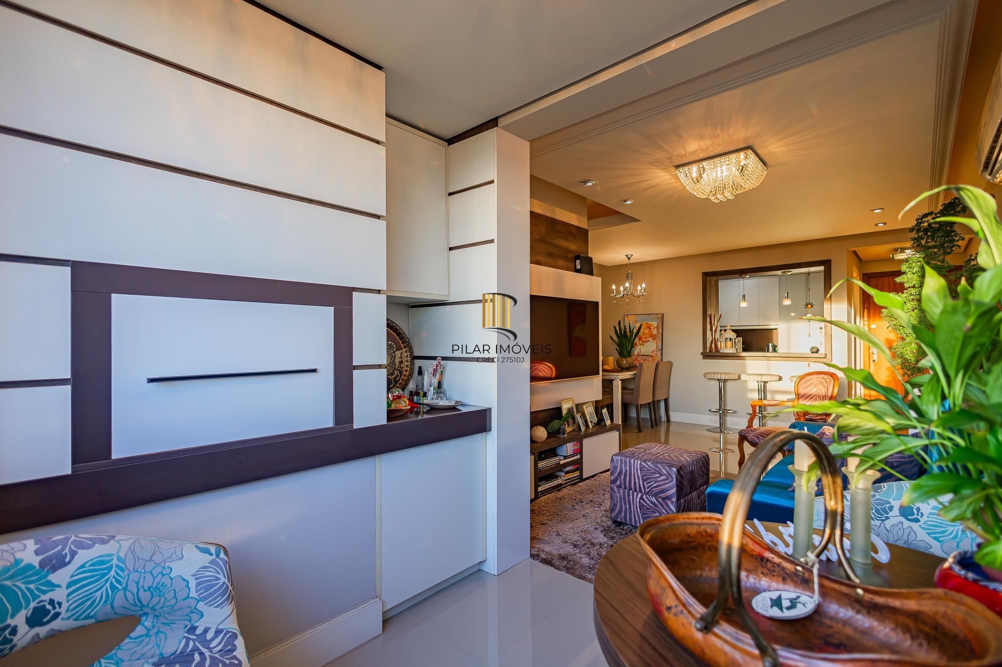 Apartamento de 97m² privativos com 3 dormitórios e 2 vagas