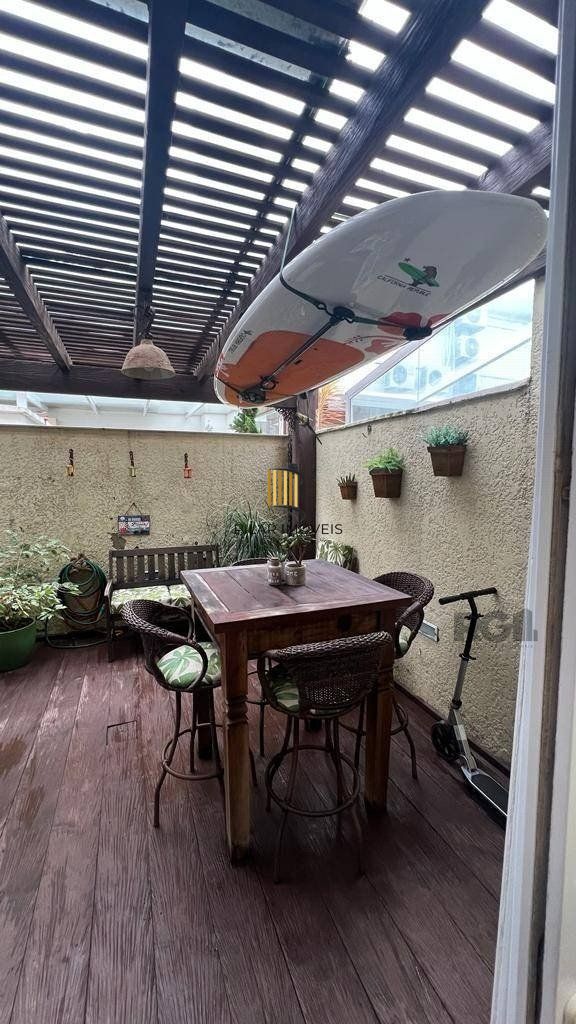 Casa de Condomínio 2 dormitórios no bairro Marina