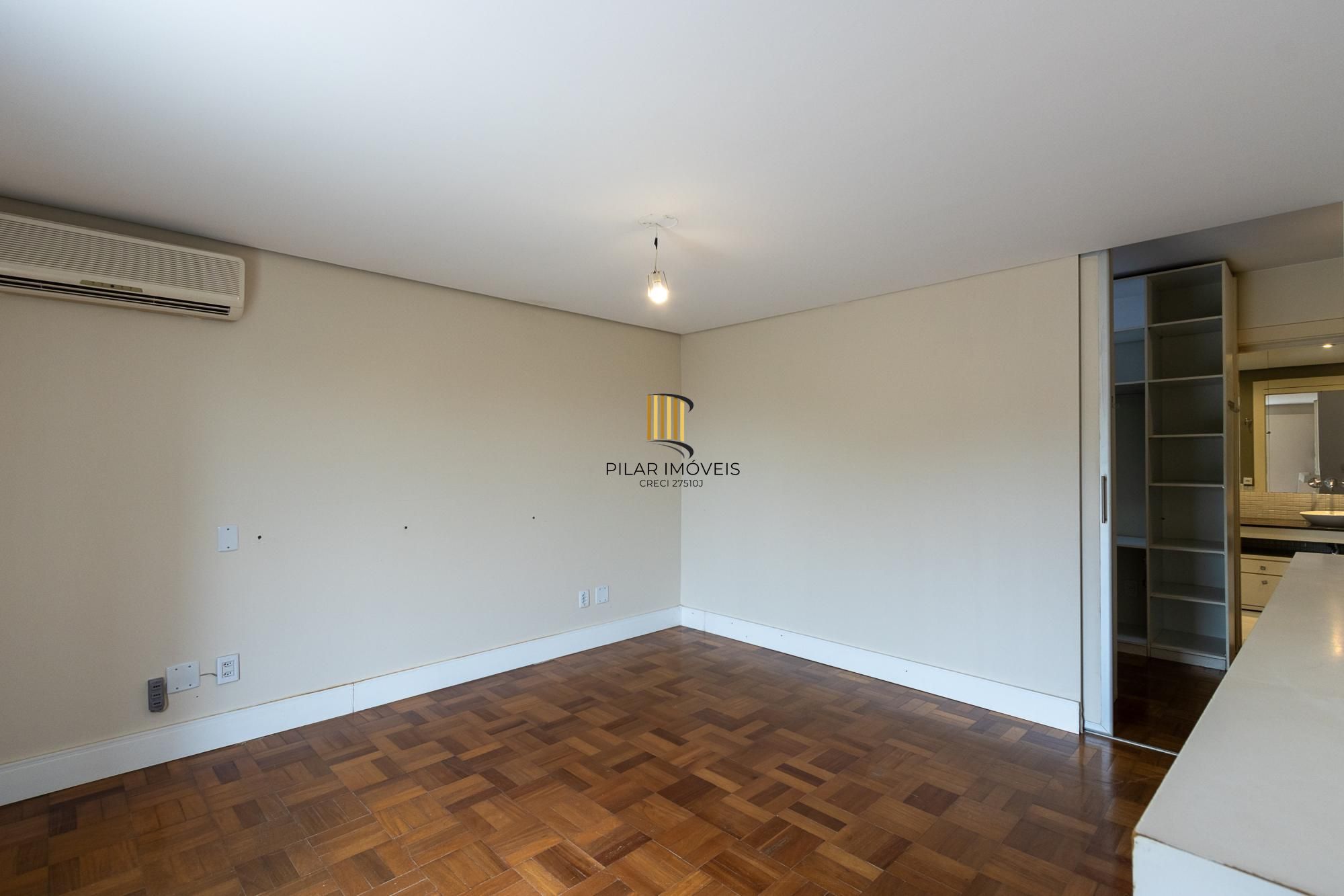 Casa com 4 dormitórios à venda, Jardim Isabel, Porto Alegre