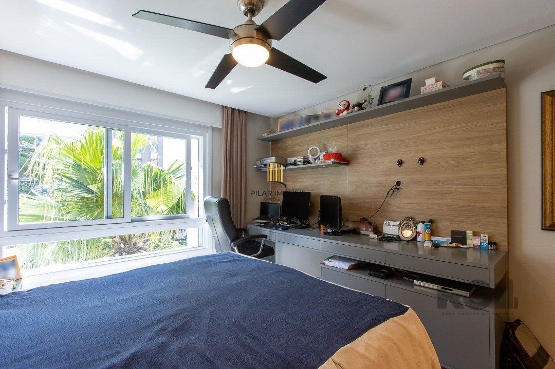Apartamento 3 dormitórios no bairro Menino Deus