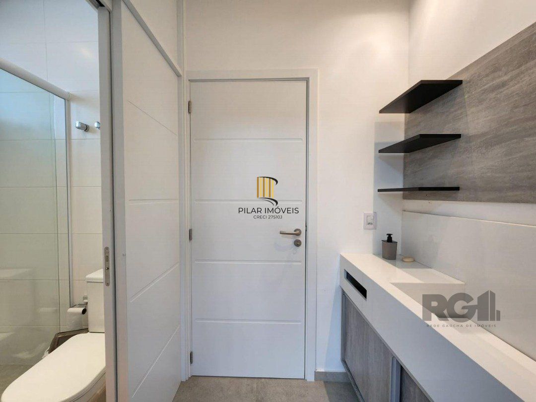 Casa de Condomínio 4 dormitórios no bairro Atlântida Sul