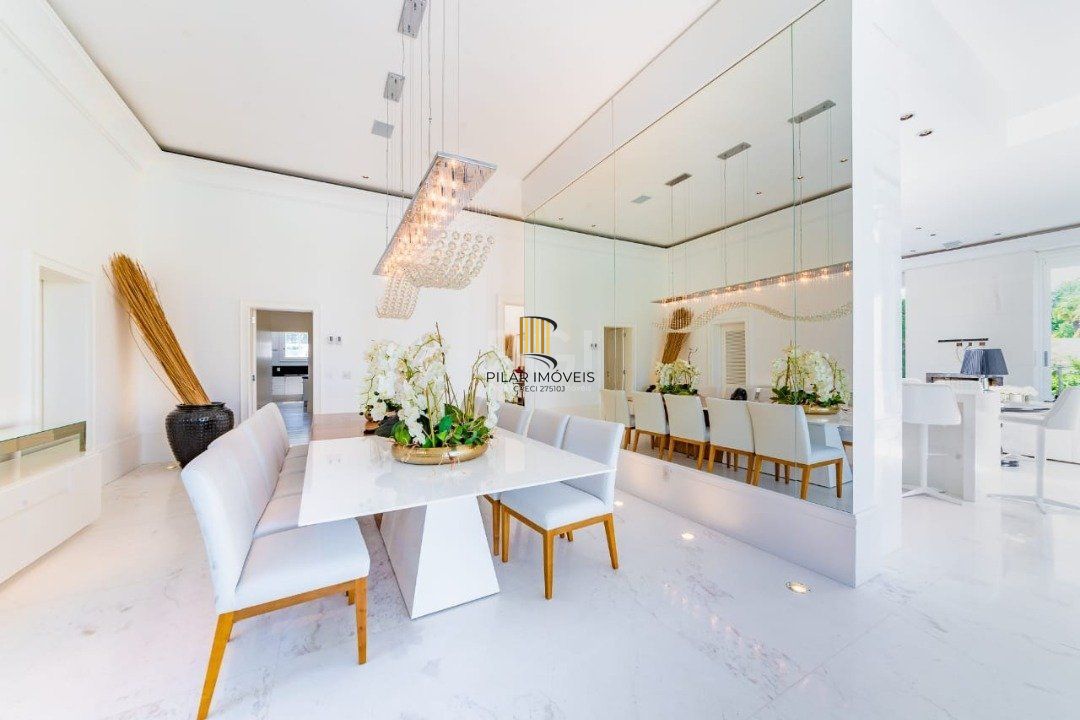 Casa Condominio para Venda - 745.25m², 6 dormitórios, sendo 4 suites, 6 vagas - Terra Ville
