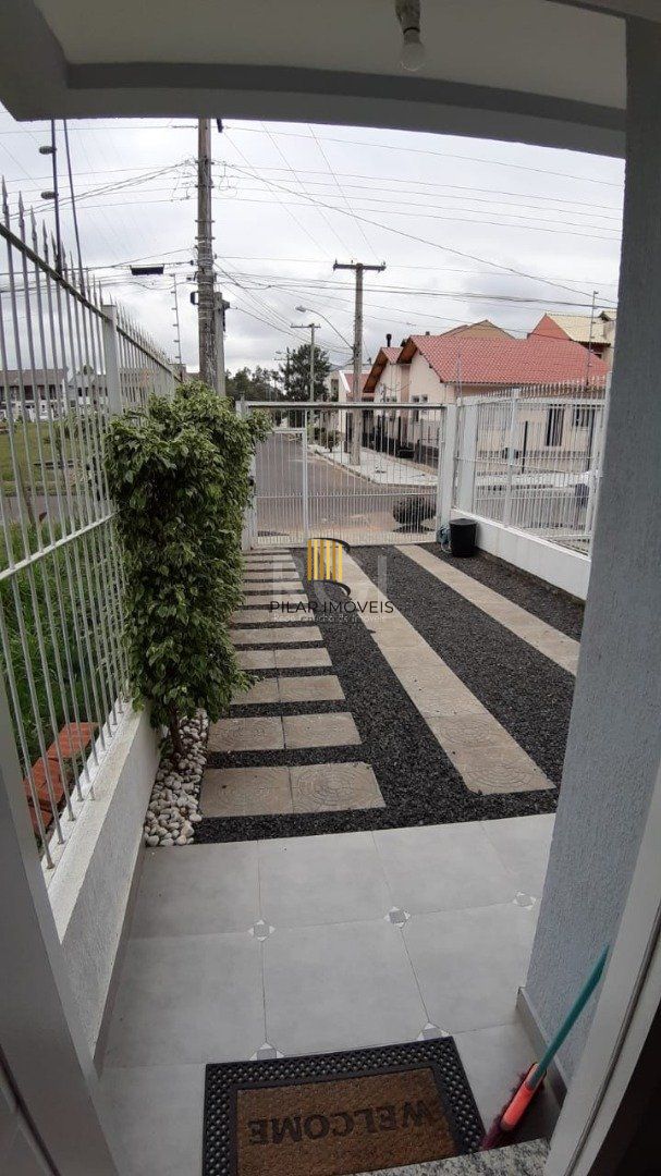 Casa para Venda - 157m², 3 dormitórios, sendo 3 suites, 2 vagas - Guarujá