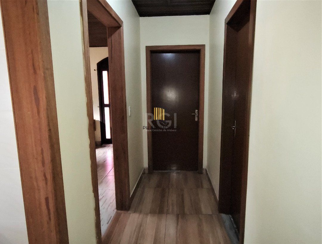 Casa para Venda - 90.36m², 2 dormitórios, 6 vagas - Passo das Pedras