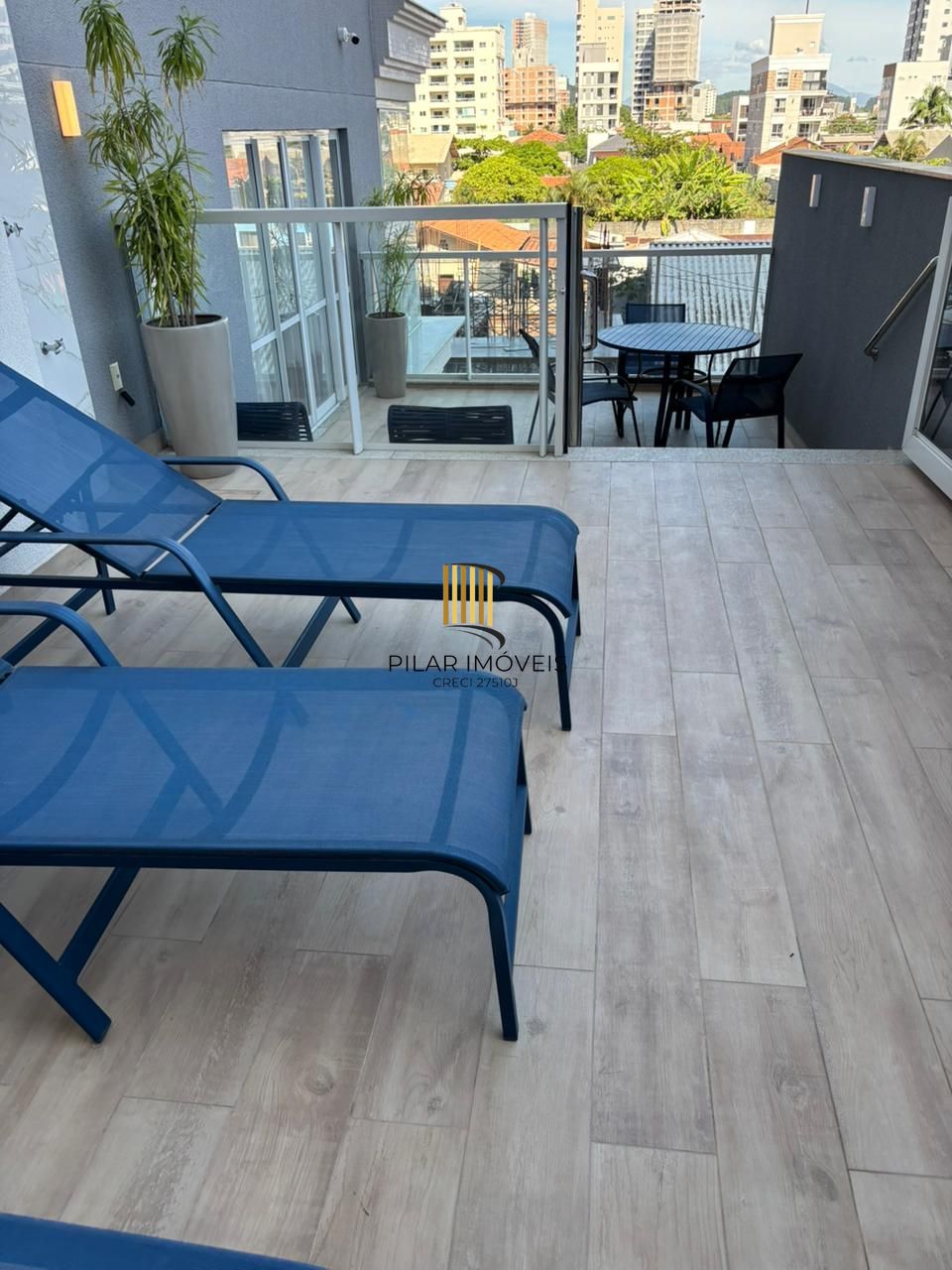 Apartamento 3 dormitórios no bairro Alto Perequê