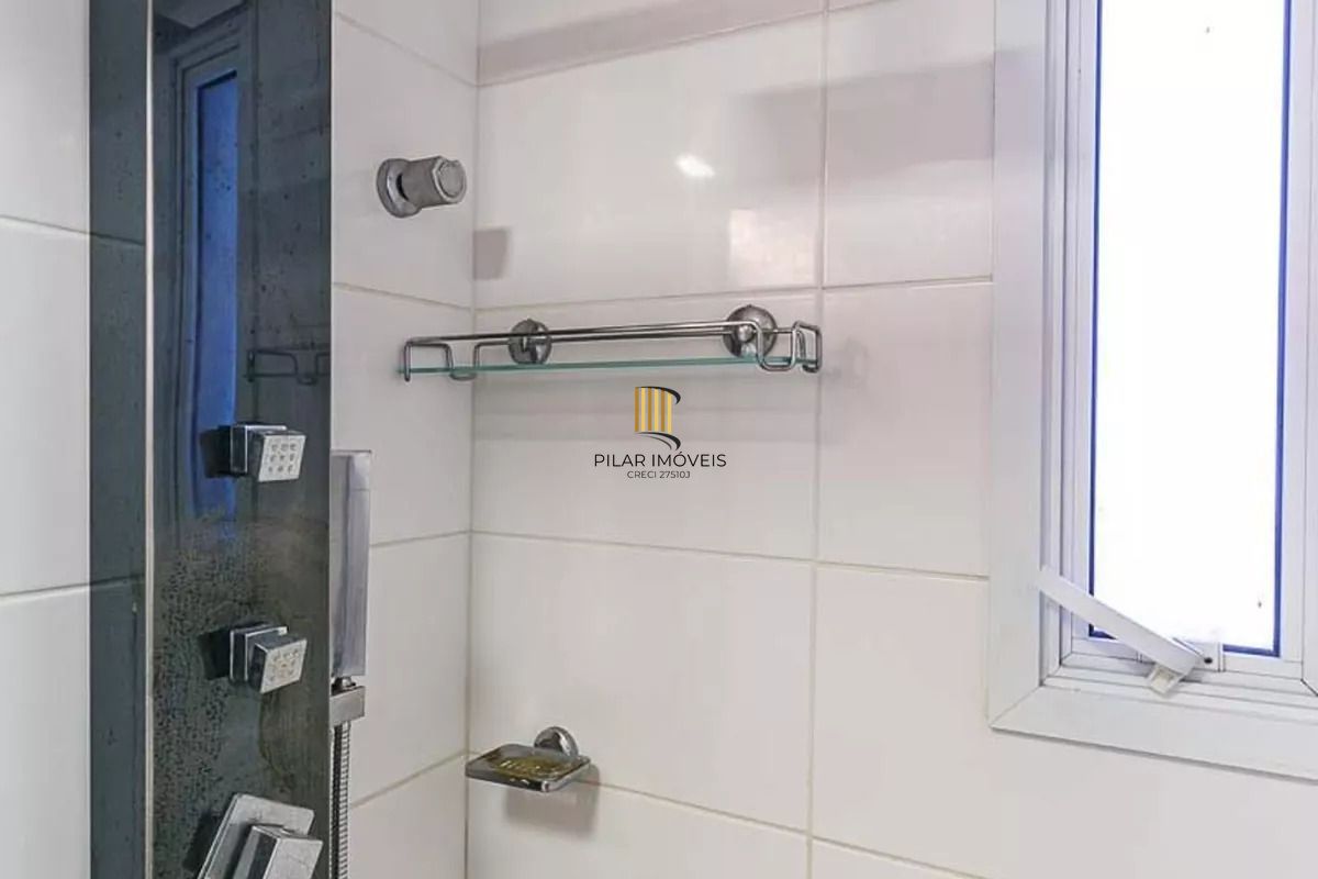 Apartamento à venda no bairro Cavalhada, 3 quartos e 1 vaga