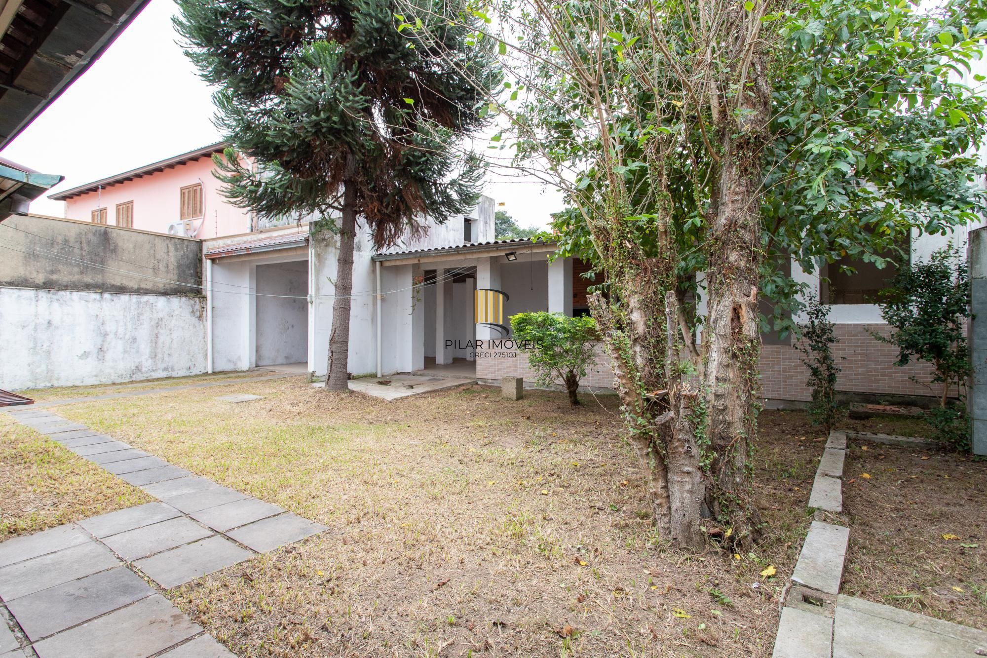 Casa 3 dormitórios no bairro Aberta dos Morros