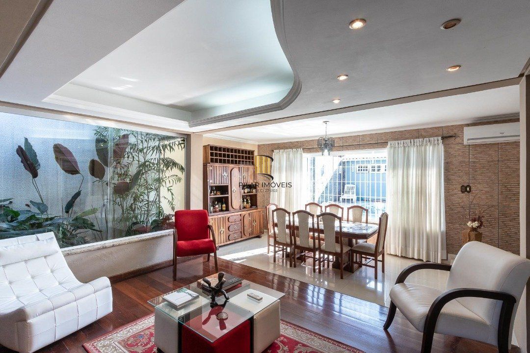 Casa para Venda - 256.5m², 3 dormitórios, sendo 1 suites, 2 vagas - Espirito Santo