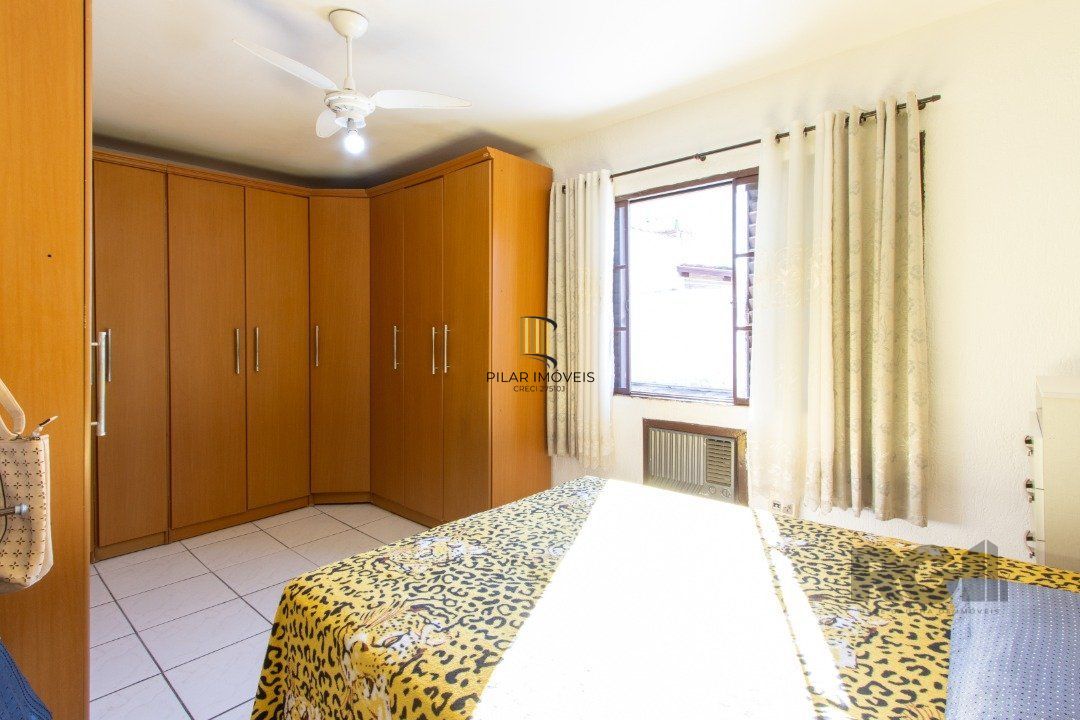 Sobrado para Venda - 170m², 3 dormitórios, sendo 1 suites, 2 vagas - Serraria