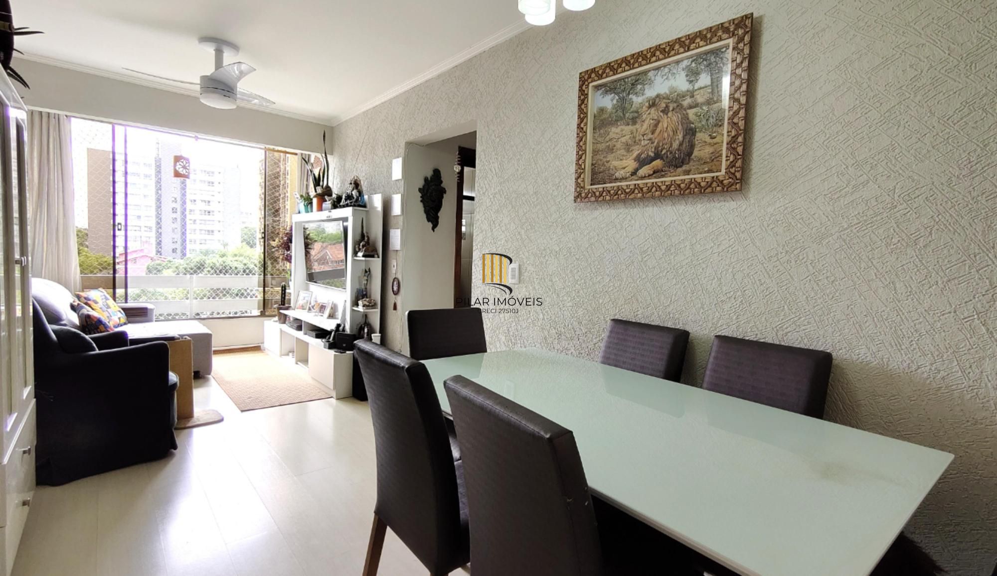 Apartamento de 2 dormitórios, 1 banheiro no bairro Trsiteza.