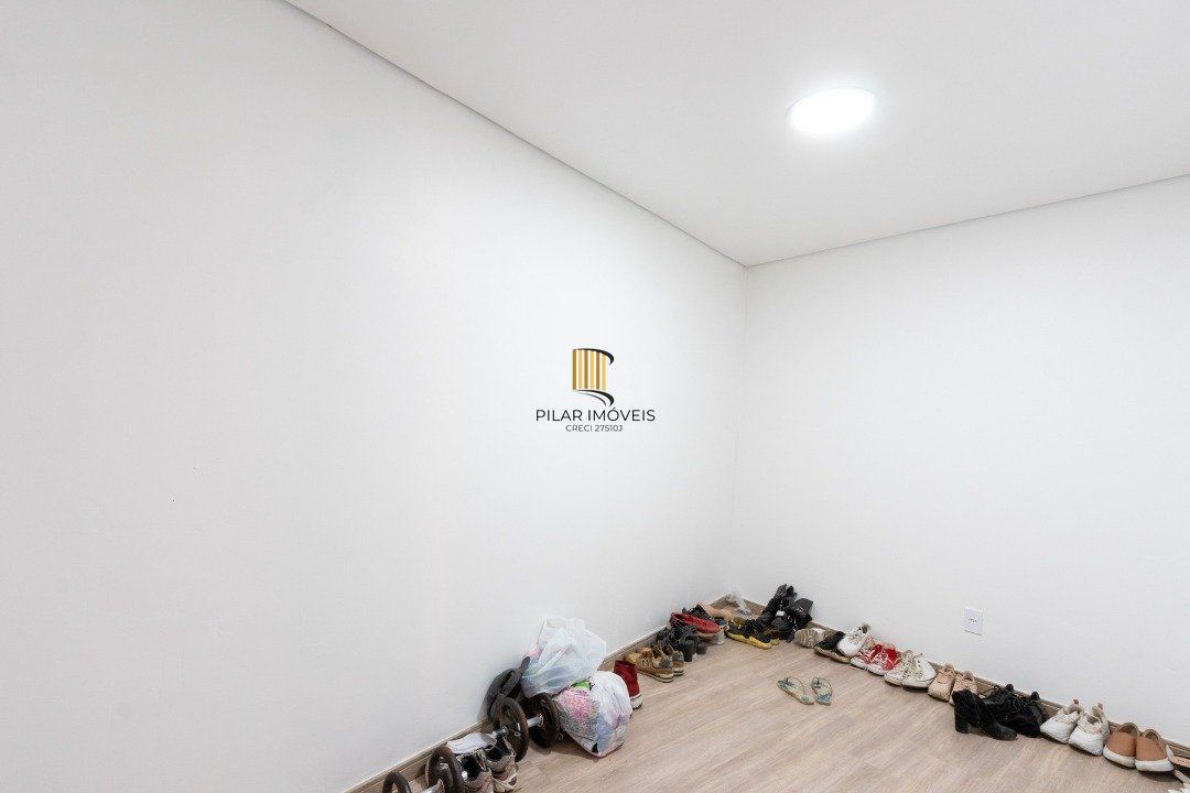 Casa para Venda - 120m², 4 dormitórios, sendo 1 suites, 3 vagas - Serraria
