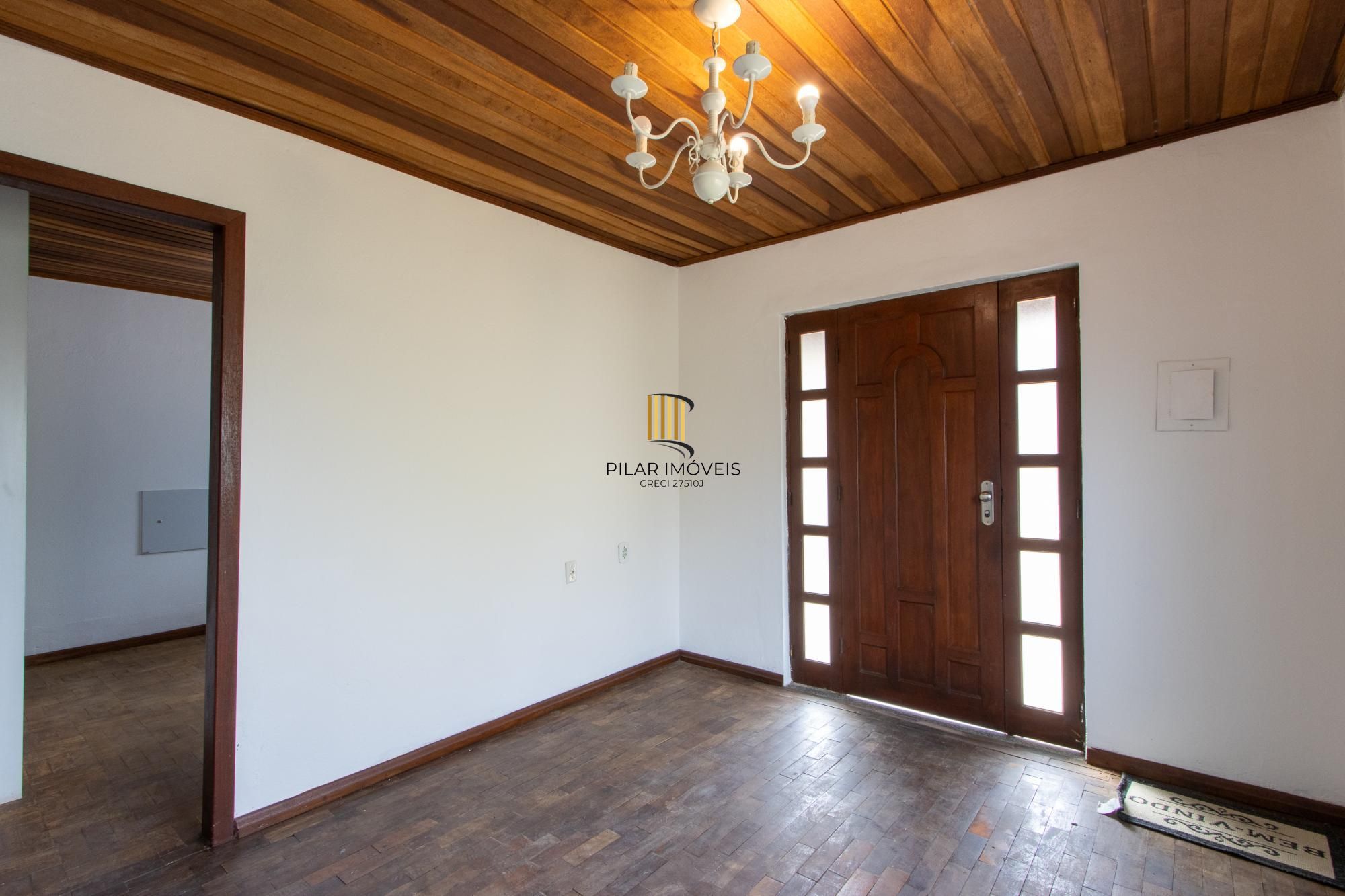 Casa para Venda - 235m², 2 dormitórios, 4 vagas - Cavalhada