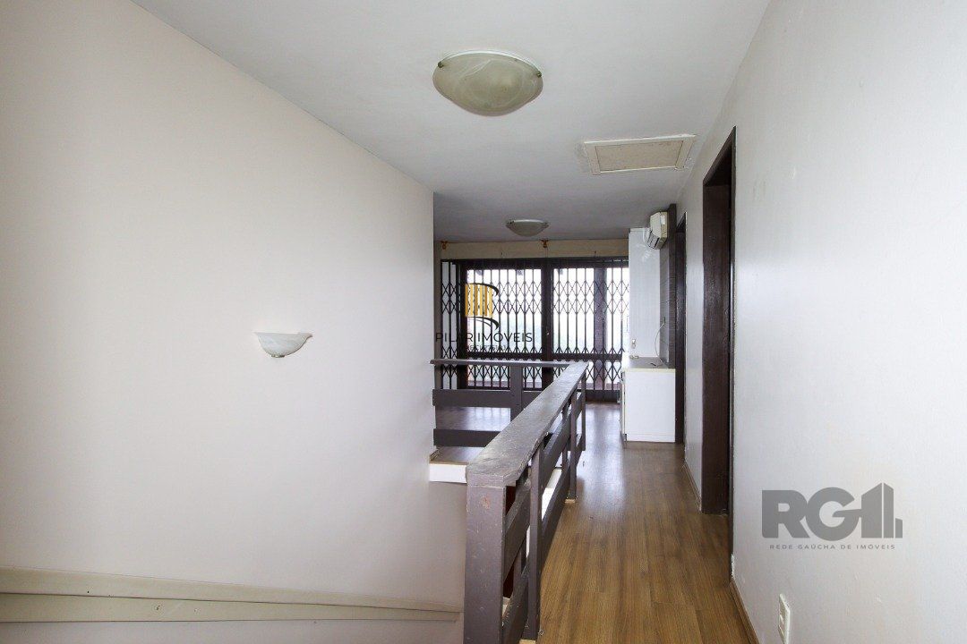 Casa de 3 dormitórios no Jardim Isabel com vista para o Guaíba.