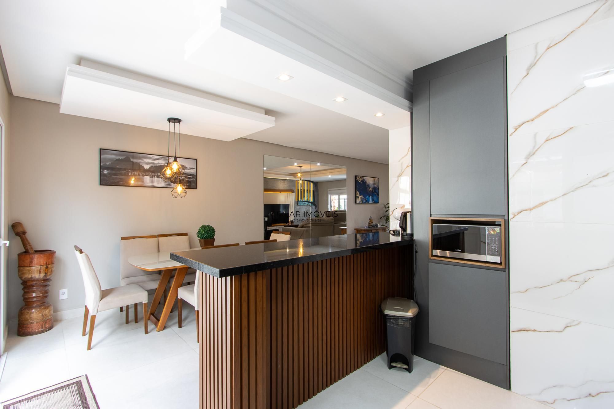 Casa Condominio 2 Dormitório(s) Bairro Hípica