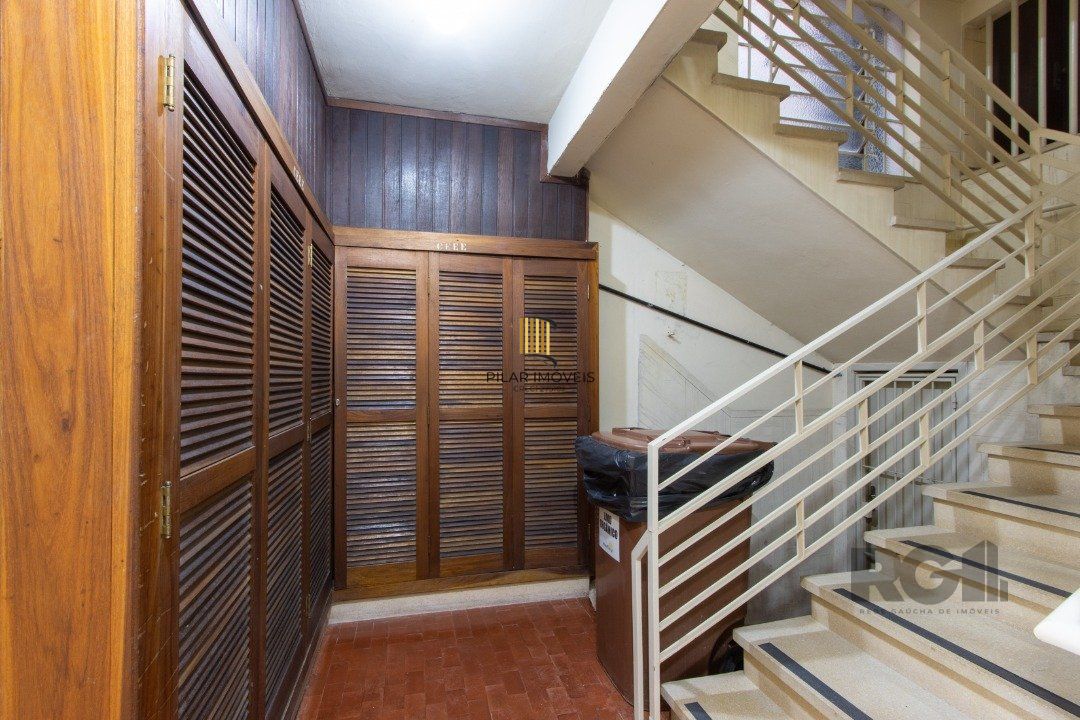 Apartamento à Venda - 2 Dormitórios na Av. Do Forte.