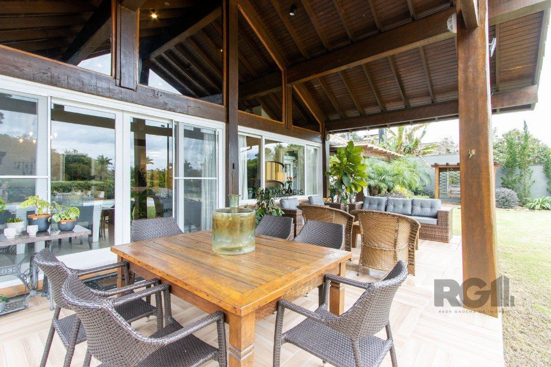 Casa Terra Ville, com 3 suites
