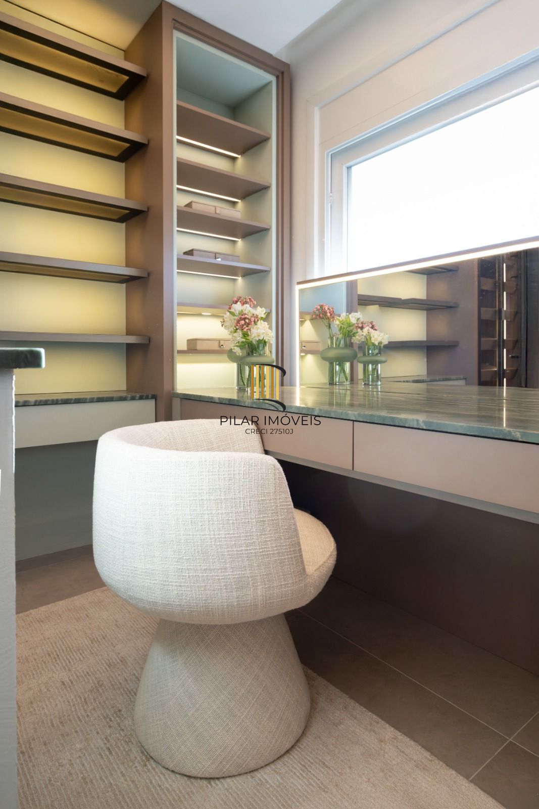 Cobertura para Venda - 483.85m², 3 dormitórios, sendo 3 suites, 4 vagas - Vila Assunção