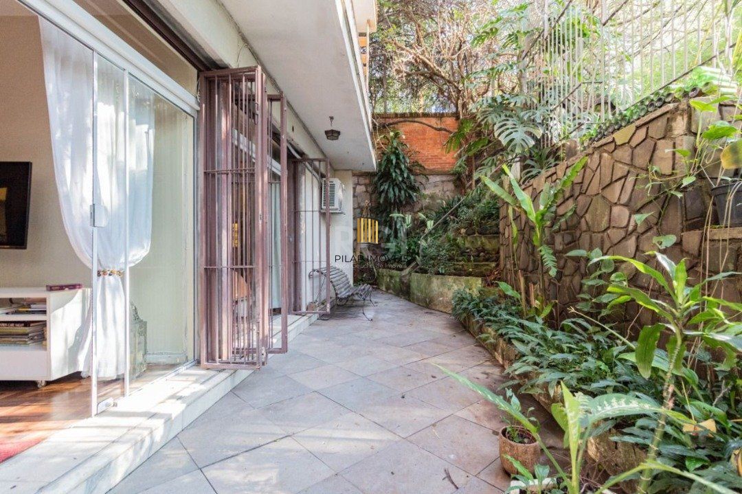 Apartamento garden, estilo casa, no coração do Moinhos de Vento