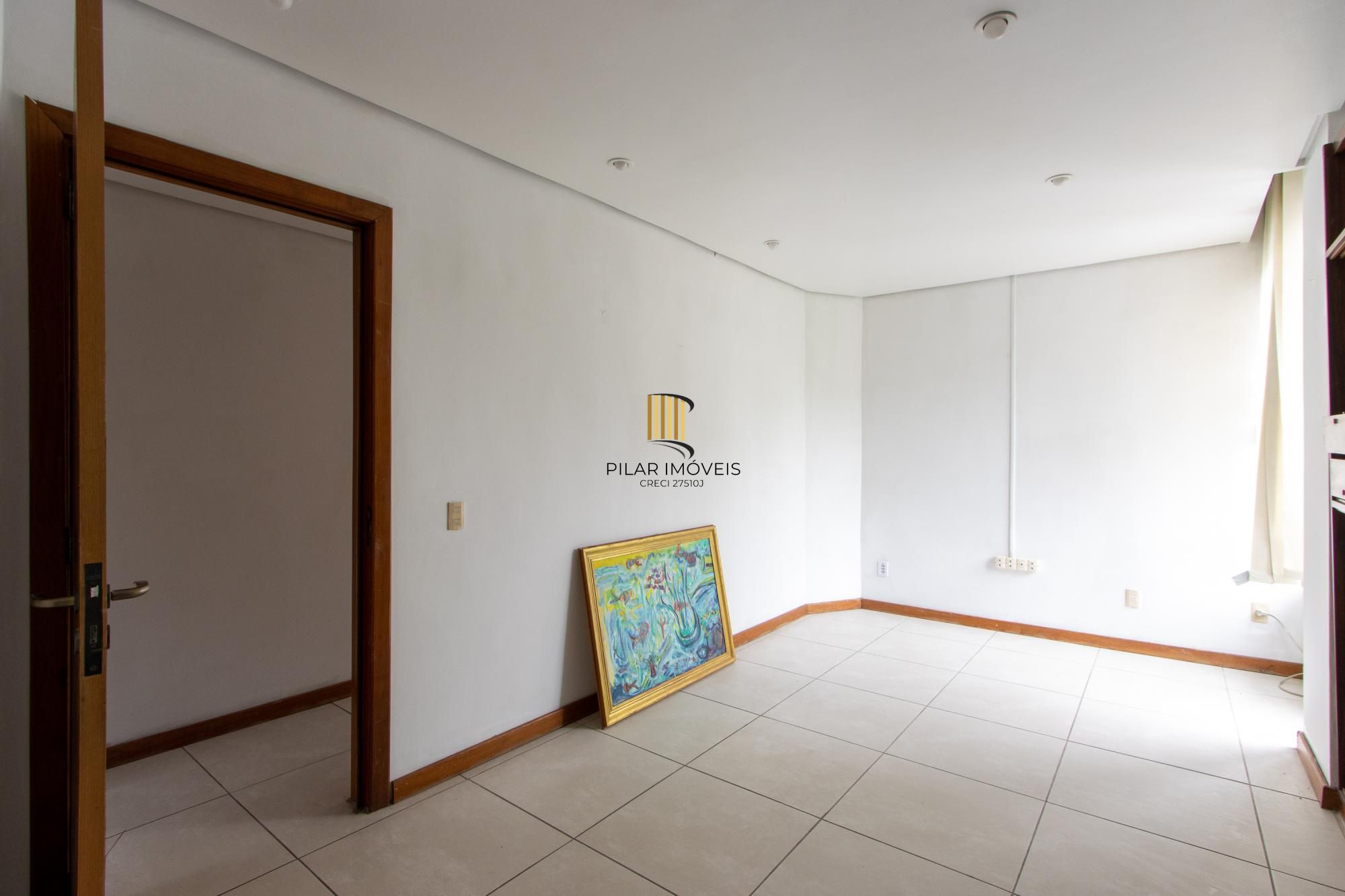 Sala comercial no Edifício Uarumã.