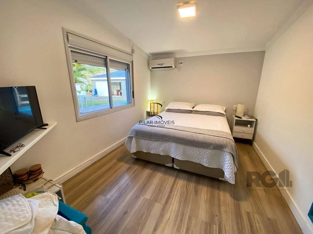 Casa 4 dormitórios no bairro Atlântida
