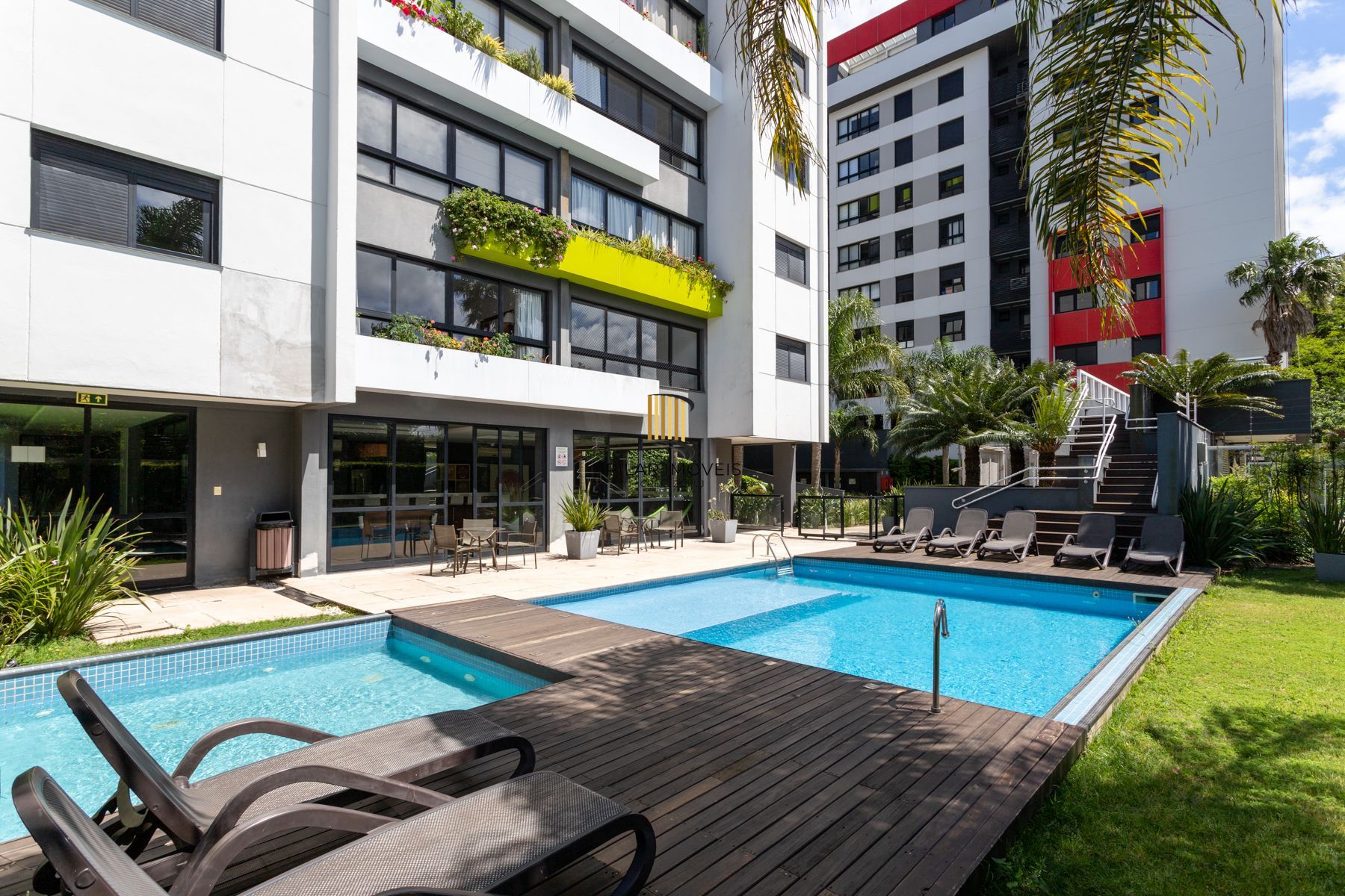 Apartamento com 2 quartos e 65m² à venda em Tristeza, Porto Alegre.